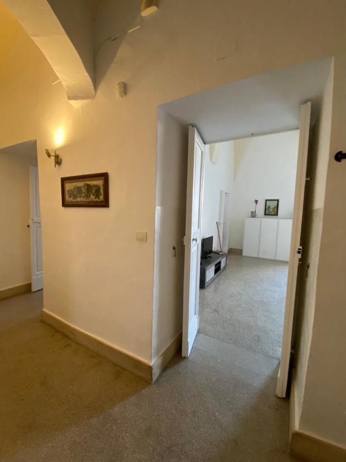 Palazzo Rossi Apartment Lecce Buitenkant foto